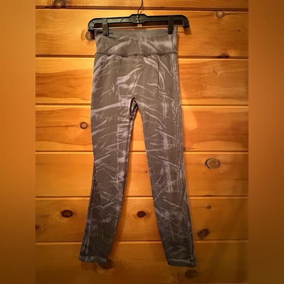 Lululemon Ebb to Street Tight Leggings Size 4 - Picture 7 of 12